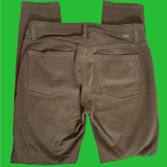 DL1961 Khaki Margaux Distressed Denim 26 waist 29 inseam - Picture 3 of 7